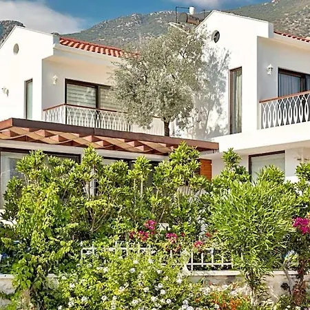 Sleeps 6 Pool Air Con Wifi Kalkan