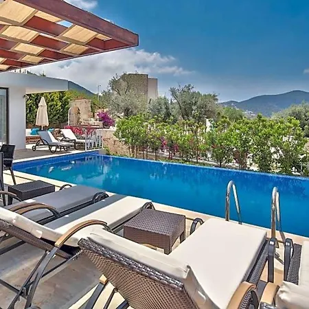 Sleeps 6 Pool Air Con Wifi Kalkan