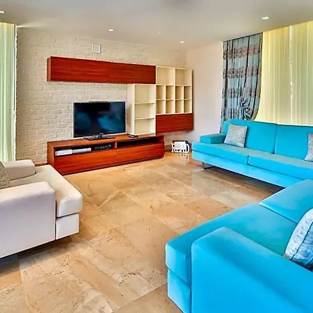 Villa Sleeps 6 Pool Air Con Wifi Kalkan